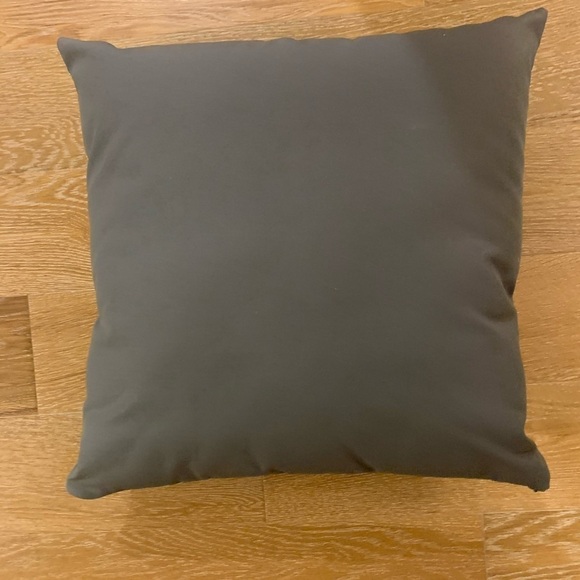 Gold drip accent pillow - Picture 3 of 5